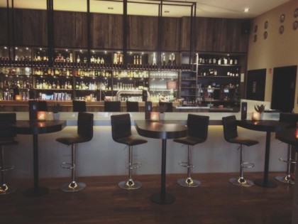 Photo: Q1 Metropolitan Kitchen &amp; Bar